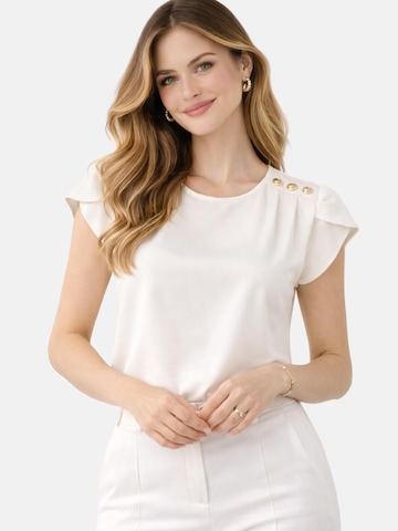Chemisier 'Short Sleeve Blouse with Decorative Shoulder Buttons' REGINA FASHION en blanc : devant