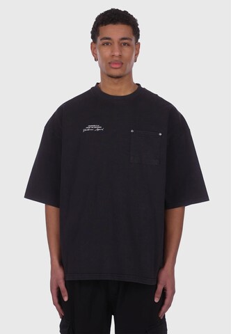 Dropsize Shirt in Schwarz: Vorderseite