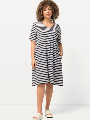Ulla Popken Dress in Grey: front