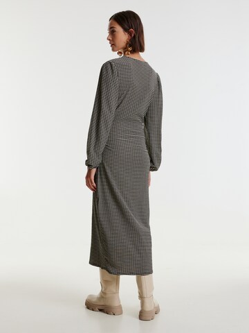 EDITED Dress 'Quila' in Grey