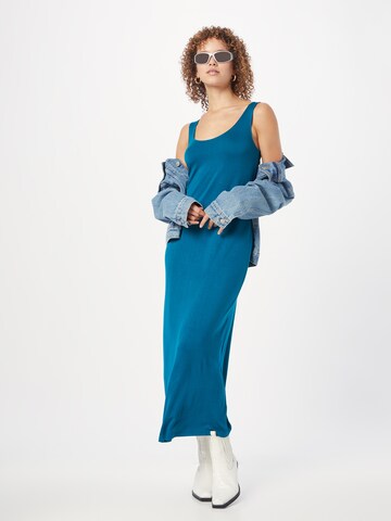 Robe 'KALLI' PIECES en bleu