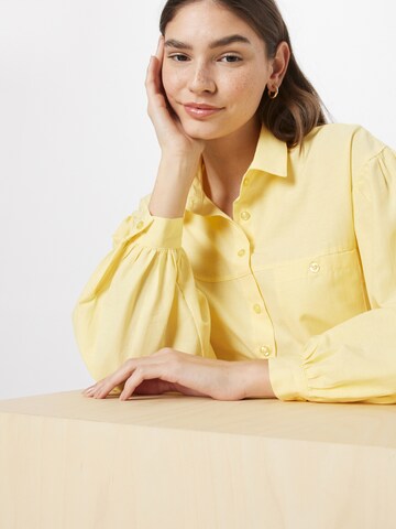 Trendyol Blouse in Yellow