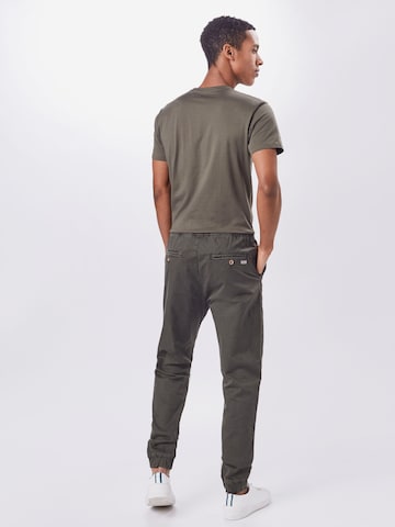 BLEND Tapered Pants 'Nimbu' in Green