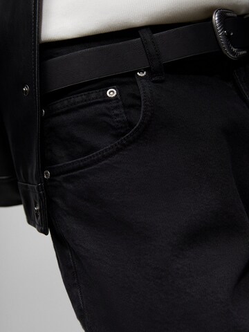 Pull&Bear Loosefit Jeans in Schwarz