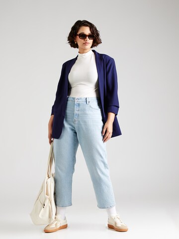 ONLY Carmakoma - Blazer en azul