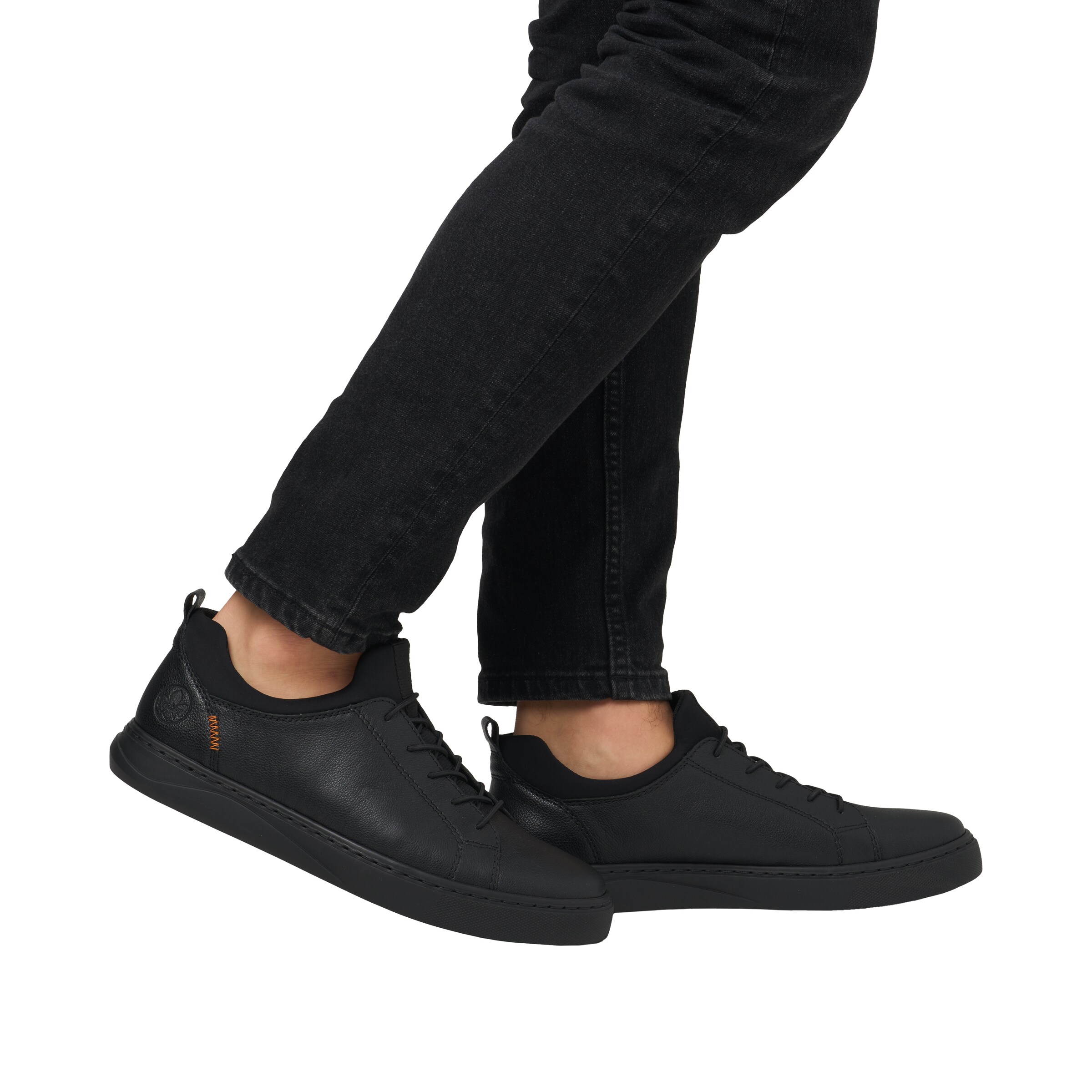Rieker Sneakers in Black: front
