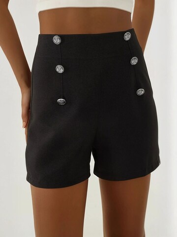 Hiccup Regular Pants in Black