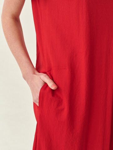 TATUUM Φόρεμα 'Gardina' σε κόκκινο
