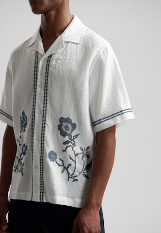 Dstrezzed Regular fit Button Up Shirt in White