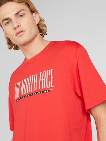 T-Shirt 'EST 1966' THE NORTH FACE en rouge