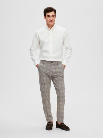 SELECTED HOMME Slim fit Pleated Pants 'Liam Lucas' in Grey