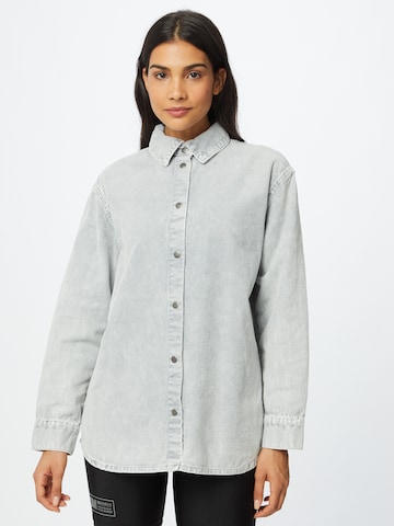 WEEKDAY Blouse 'Kelly' in Grey: front