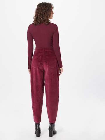 s.Oliver Tapered Pantalon in Rood