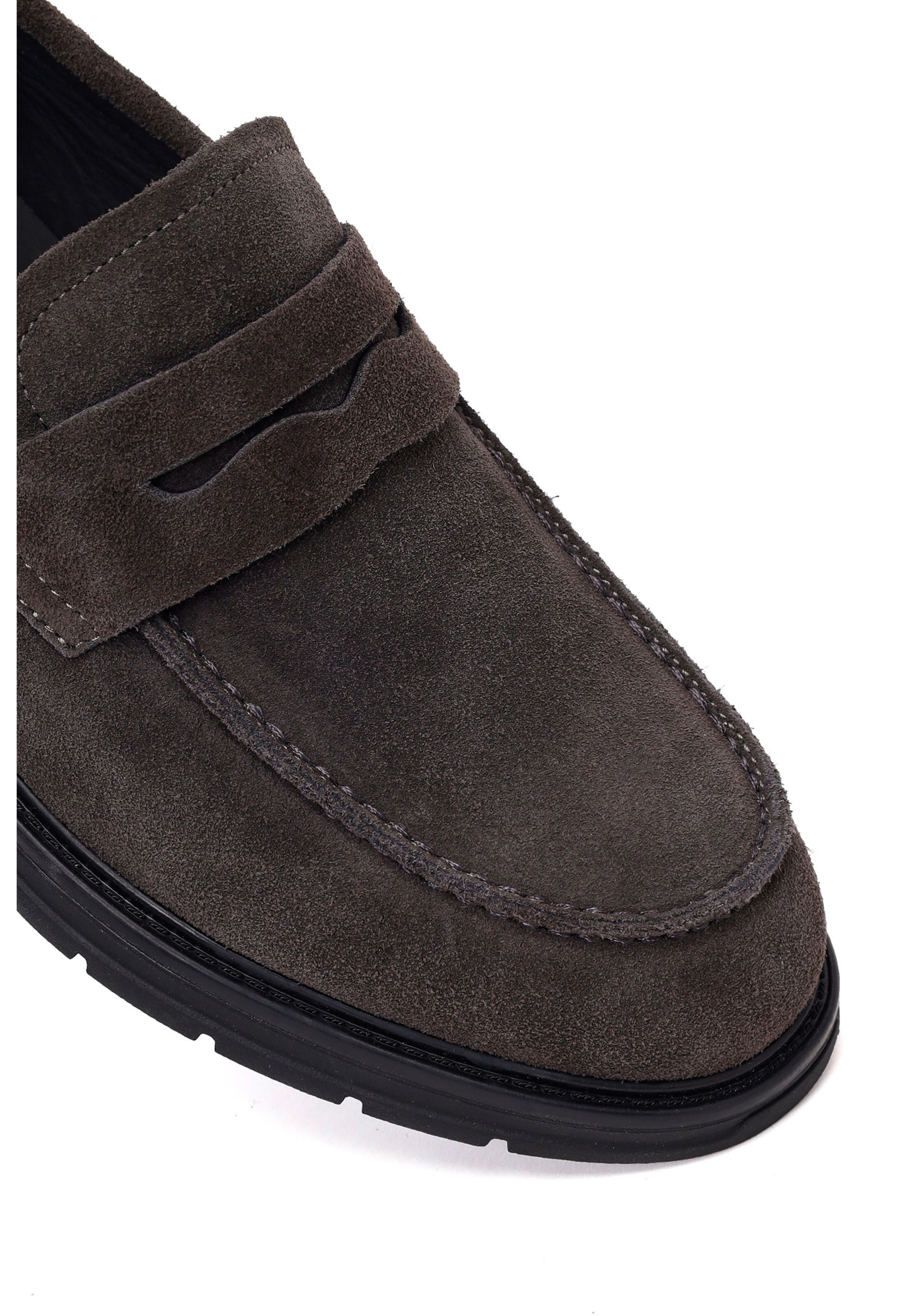 Mocasini de la Derimod pe maro