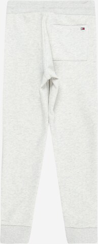 TOMMY HILFIGER Tapered Hose in Grau