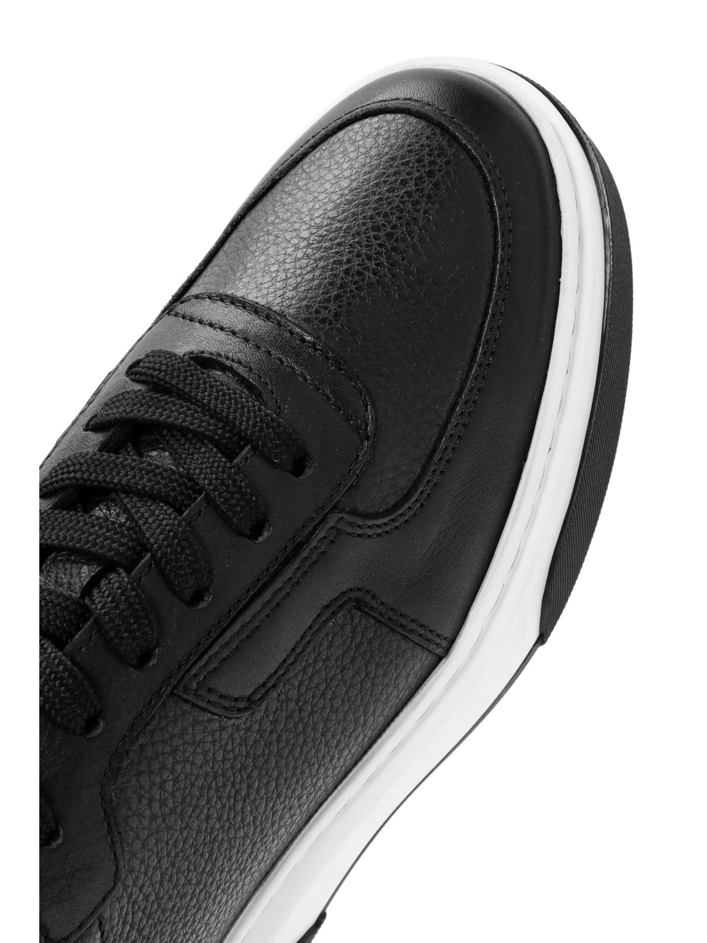 Baskets basses Derimod en noir