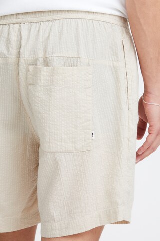 !Solid Regular Chino ' Frevne ' in Beige