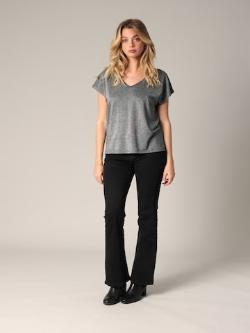 T-shirt 'Jossy' Deeluxe en gris