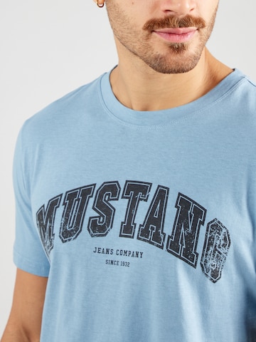 MUSTANG Μπλουζάκι 'AUSTIN' σε μπλε