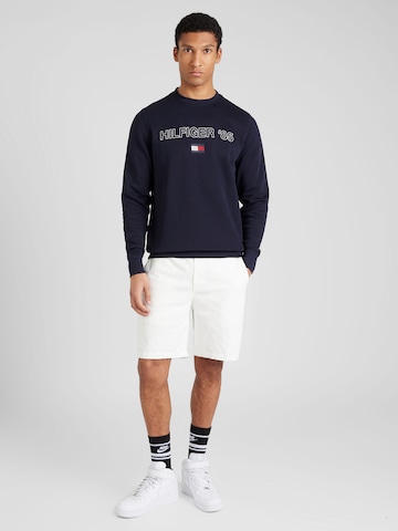 TOMMY HILFIGER Sweatshirt '85' in Blau