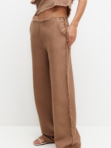 Pull&Bear Wide leg Trousers in Brown