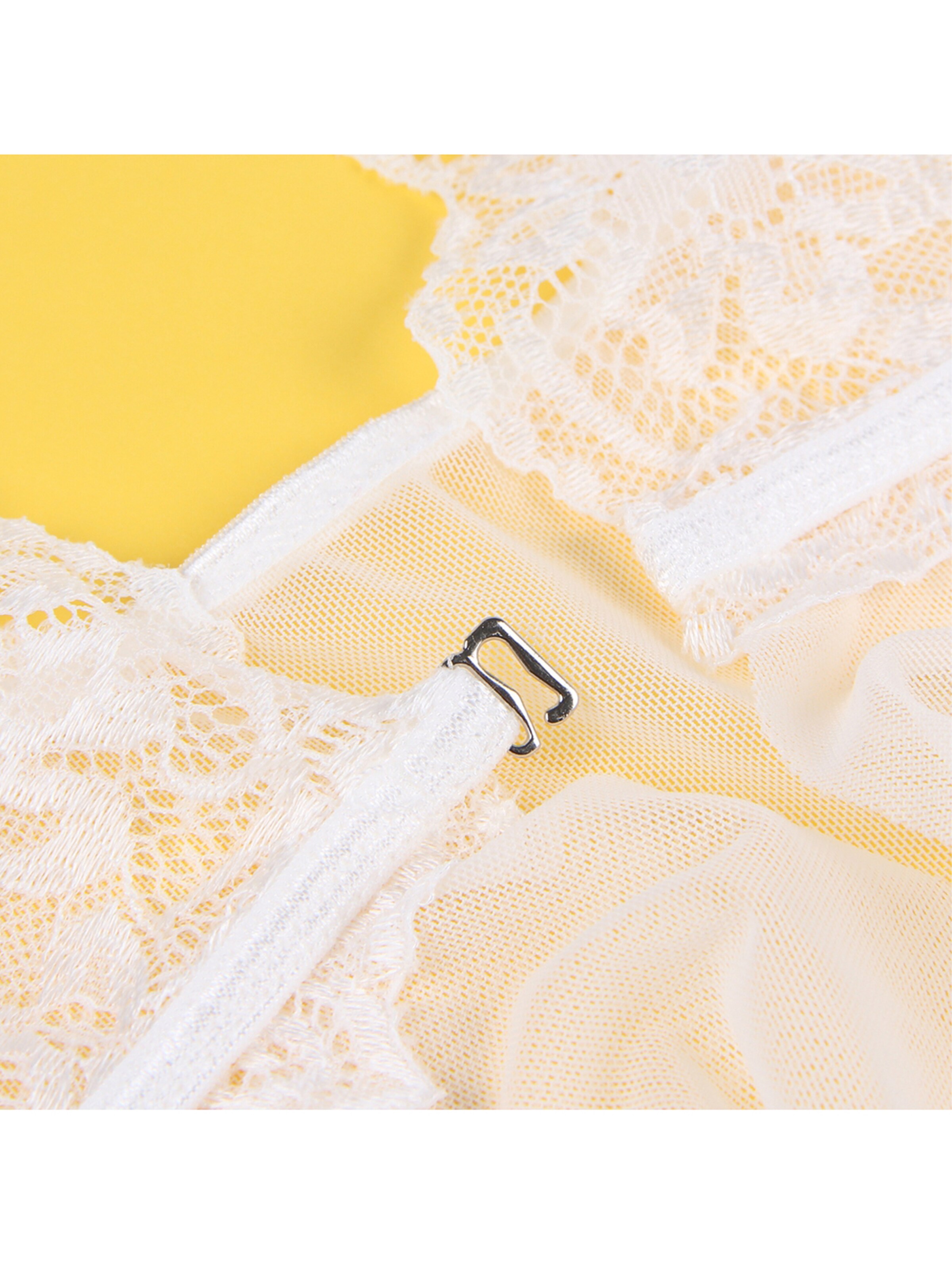 ORGANZA Lingerie Negligee in White