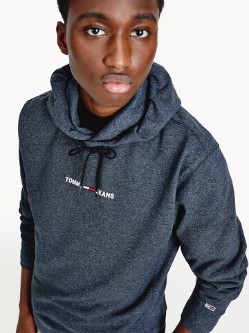 Felpa 'Essential' di Tommy Jeans in nero