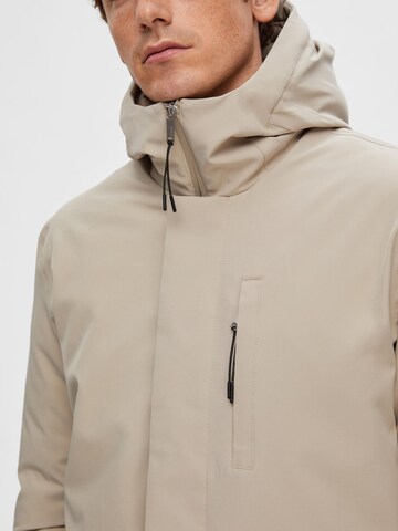 SELECTED HOMME Winter Jacket in Grey