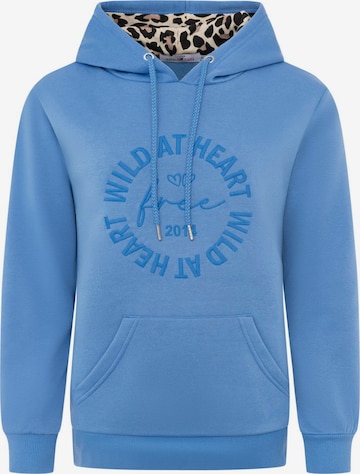 Zwillingsherz Sweatshirt 'WILD AT HEART' in Blauw: voorkant
