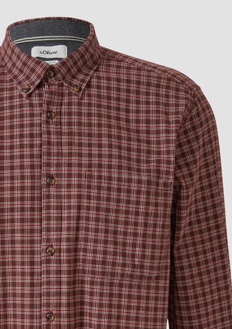 Coupe regular Chemise s.Oliver en rouge