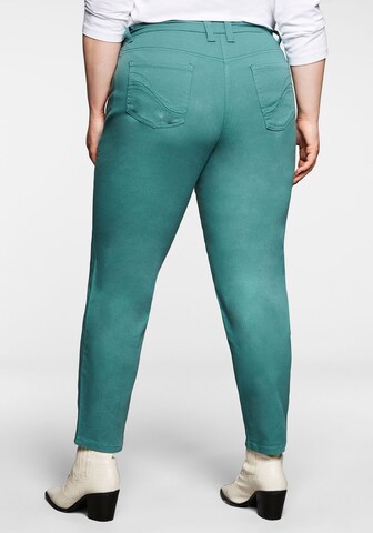 Coupe slim Pantalon SHEEGO en vert