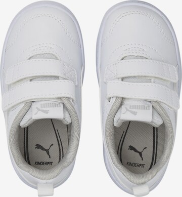 Sneaker 'Courtflex v2' di PUMA in bianco