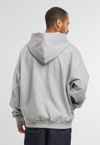 Mister Tee Sweatshirt in Grau