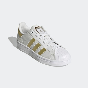 ADIDAS ORIGINALS Rövid szárú sportcipők 'Superstar' - fehér