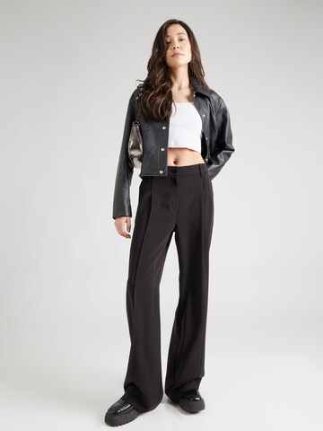 Calvin Klein Regular Pleated Pants in Black