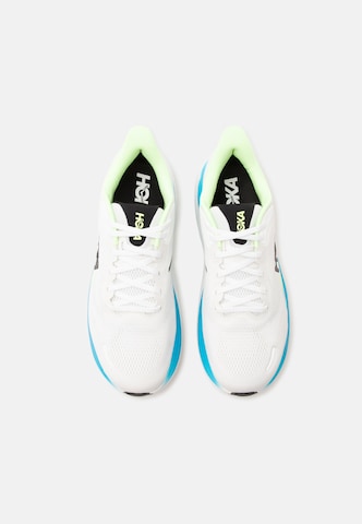 HOKA Futócipők 'Clifton 11' - fehér
