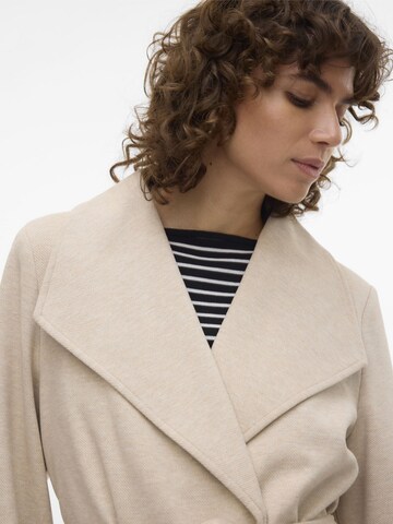 VERO MODA Overgangsfrakke 'EMMA' i beige