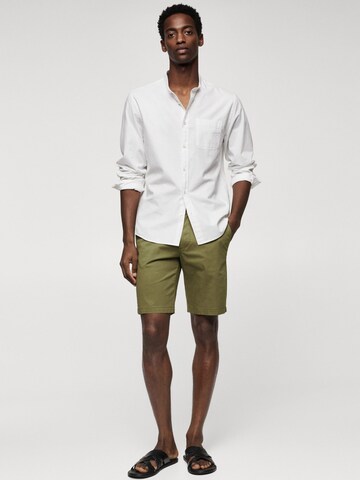 MANGO MAN Regular Chino 'Gracia' in Groen