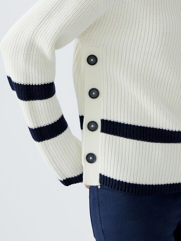 Pulover 'VINIAH' de la OUI pe alb