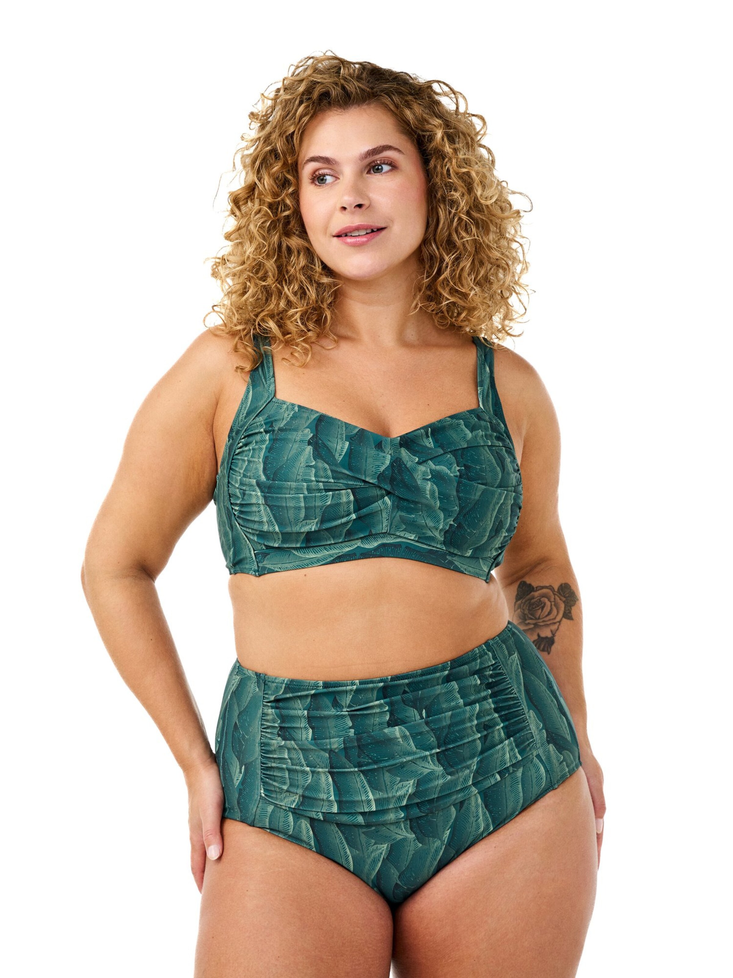 Swim by Zizzi Σλιπ μπικίνι 'STELLA' σε πράσινο: μπροστά