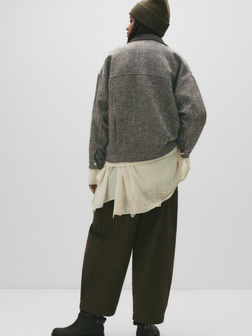 Pull&Bear Tussenjas in Grijs