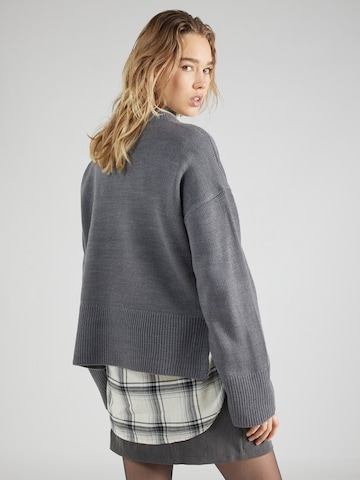 Pull-over 'Merato' mbym en gris