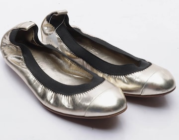 CHANEL Halbschuhe 35 in Silber: Vorderseite