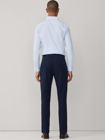 Coupe slim Pantalon chino Hackett London en bleu