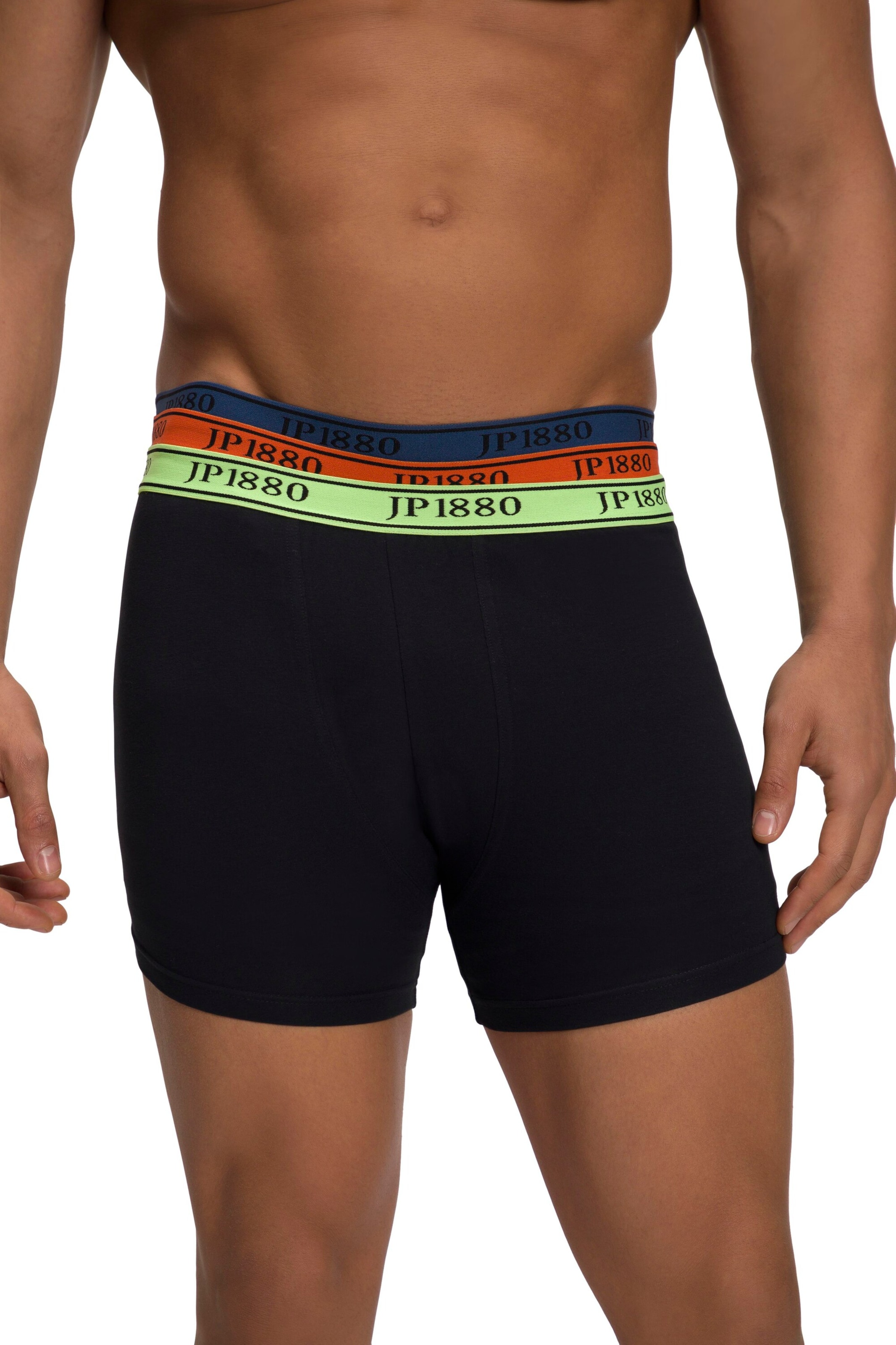 JP1880 Boxershorts in Schwarz: Vorderseite