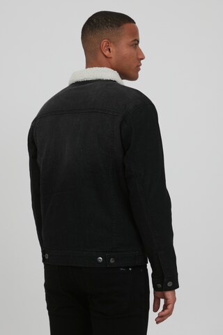INDICODE JEANS - Chaqueta de entretiempo 'Betlic' en negro