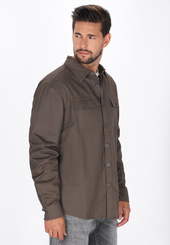 Coupe regular Chemise DreiMaster Vintage en marron : devant