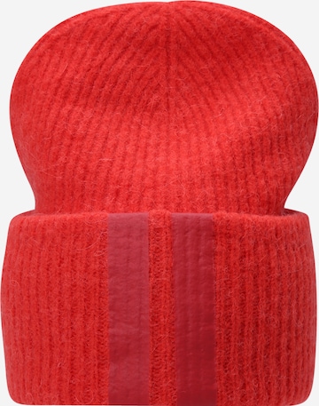 raudona 10Days Megzta kepurė