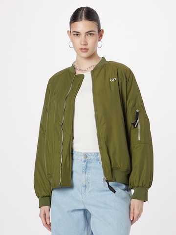 Veste mi-saison 'RIVERRS' Résumé en vert : devant