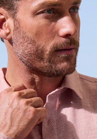 JOHN DEVIN Regular fit Button Up Shirt in Red